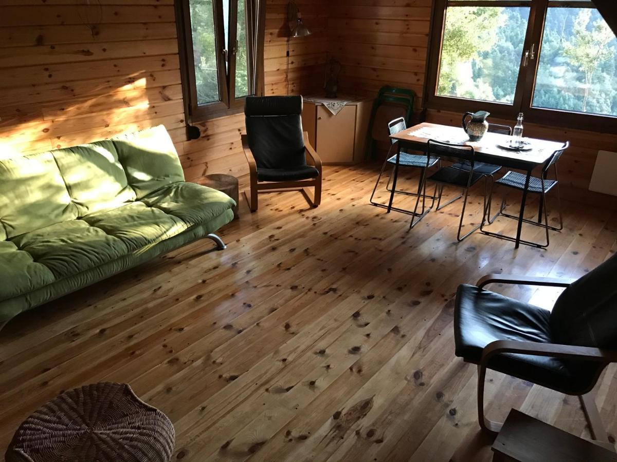 Chalet In The Forest Kalavryta Bagian luar foto